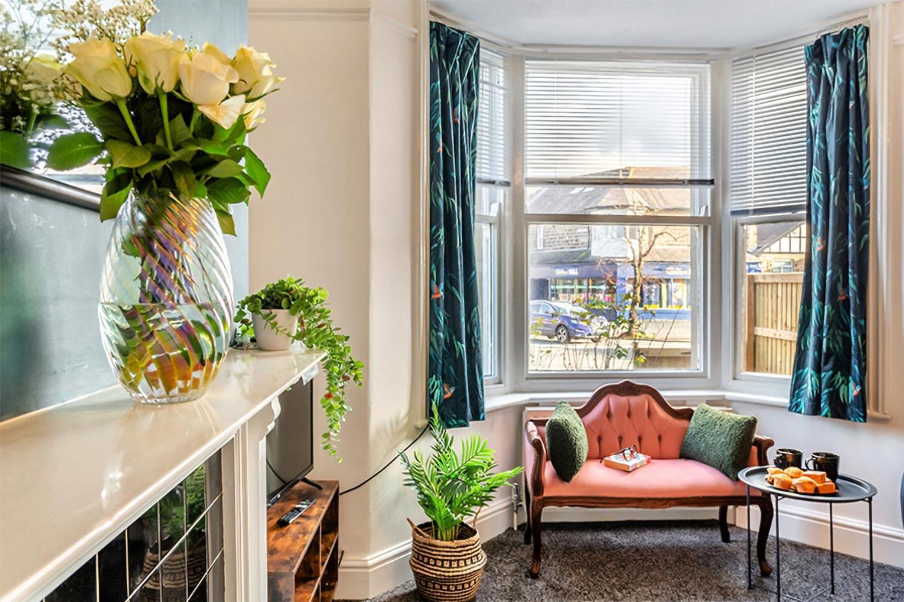 Ferienwohnung The Harrogate House - 4 Bed Townhouse Exterior foto